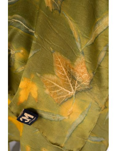 Pañuelo de seda para mujer. Foulard seda natural. Ecoprint hecho a mano. Chal elegante para fiesta