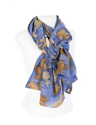 Pañuelo Chal Echarpe o Foulard de seda natural cosido y pintado a mano; lavable, pieza única