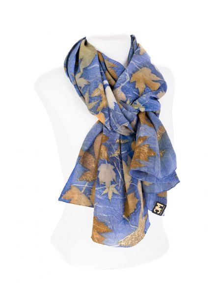 Pañuelo Chal Echarpe o Foulard de seda natural cosido y pintado a mano; lavable, pieza única
