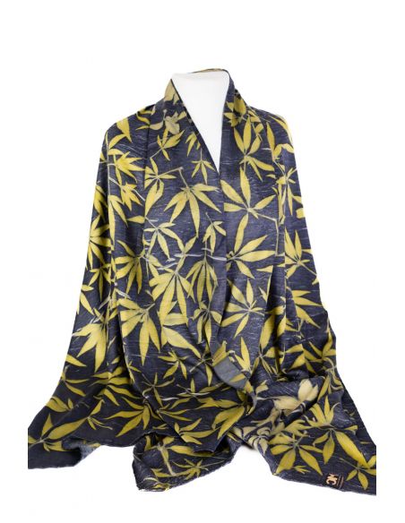 Elegant Mocador Xal echarpe o Foulard de seda natural cosit i pintat a mà, rentable, peça única