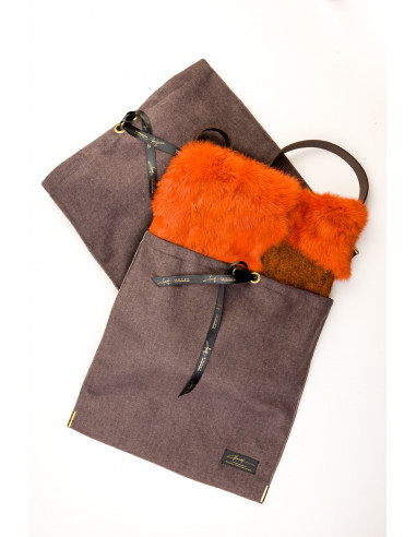 👜 Bolso de Fieltro Marrón y Naranja Hecho a Mano: Exclusivo y Único