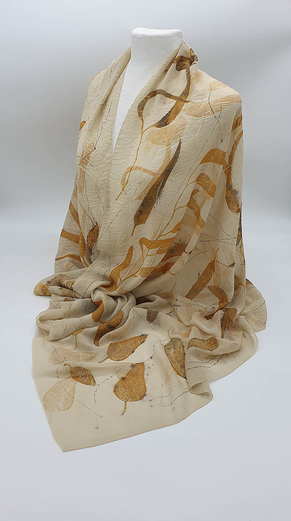 estampacion botanica Eco-Print en Seda